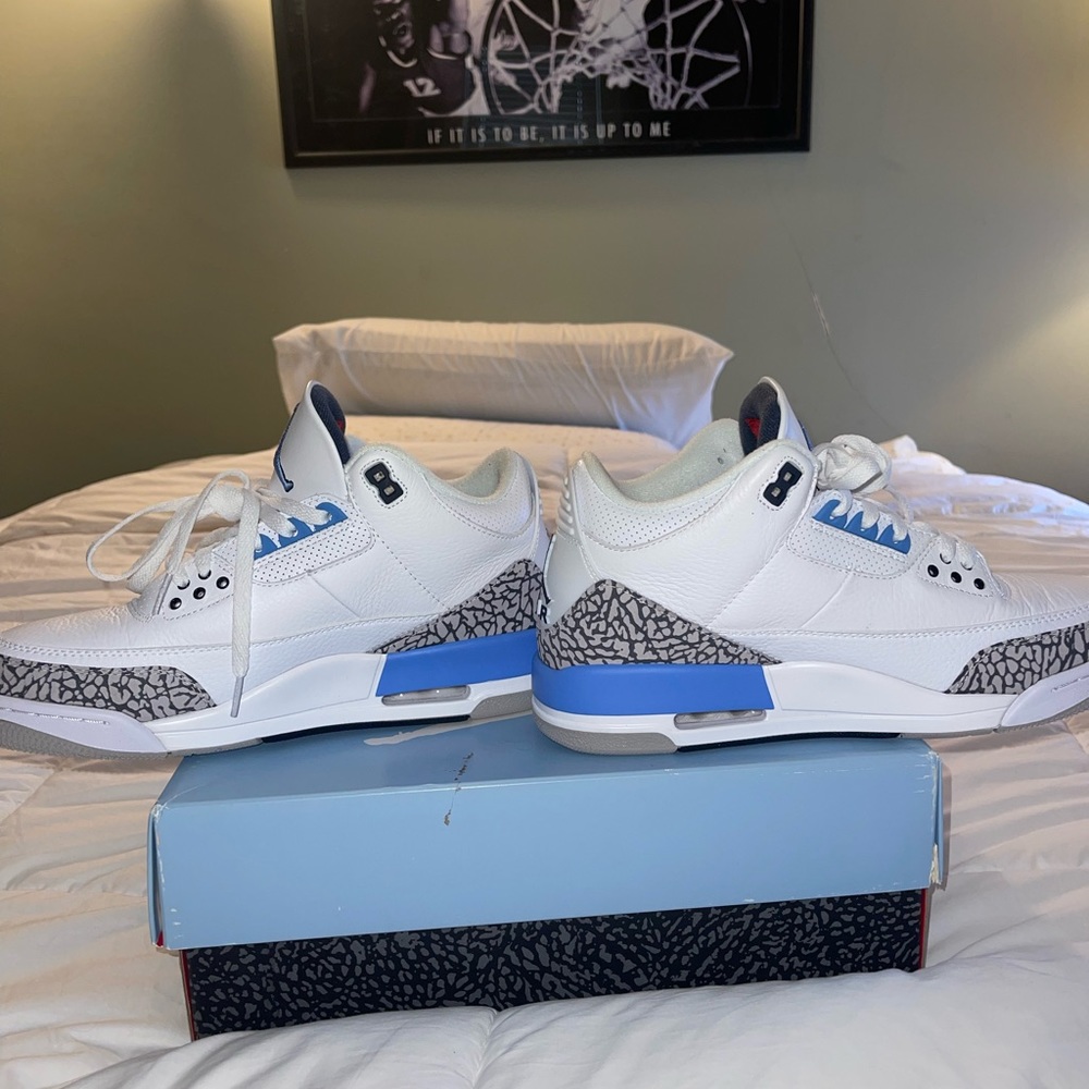 Jordan 3 UNC great condition, worn 3x